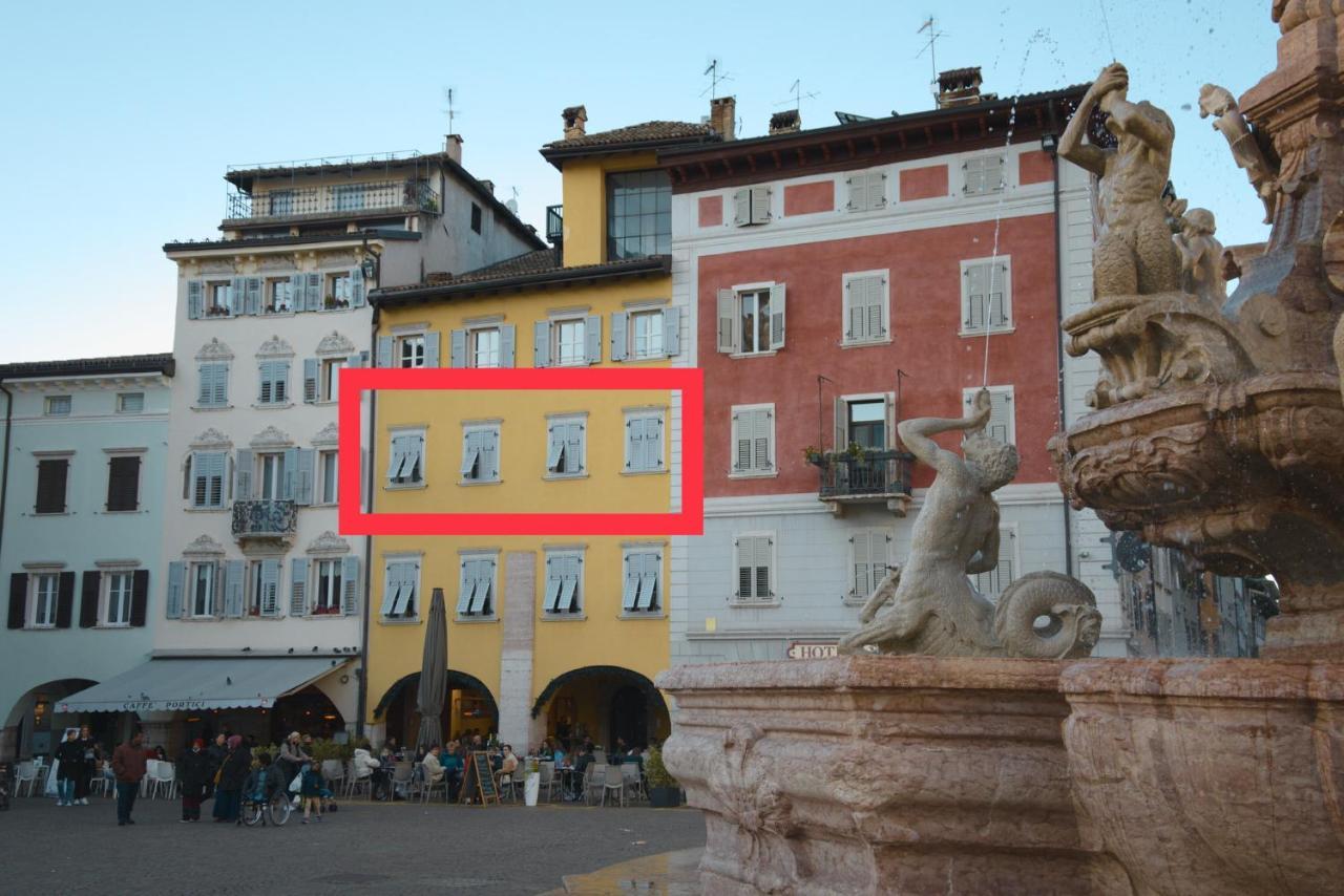 Duomo Apartment Trento Bagian luar foto